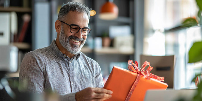 High-end Gifts To Impress Your Male Boss