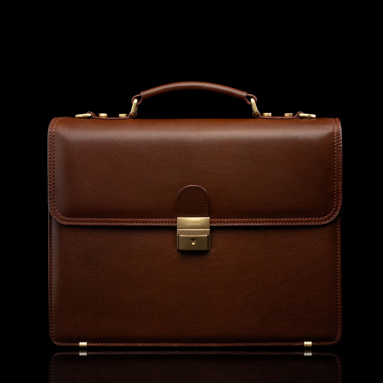 Von Baer Diplomat men’s compact full-grain leather laptop briefcase in brown, front view for professional work.