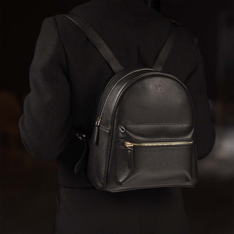 von baer bella small leather backpack black in the cafe
