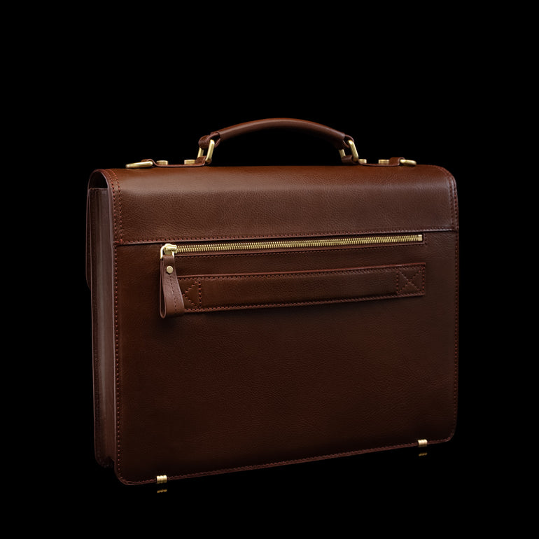 Von Baer diplomat men’s compact travel full-grain leather laptop briefcase in brown, rear view for business travel and professional work.