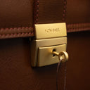 Von Baer diplomat men’s full-grain leather briefcase key lock closure close-up showing secure locking system for professionals and business use.