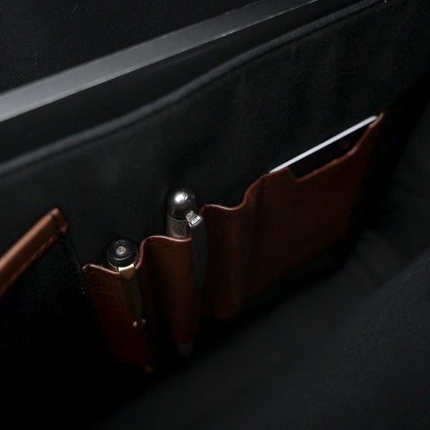 Men’s Von Baer Exquisite luxury full-grain leather laptop briefcase in brown, featuring card and pen slots.