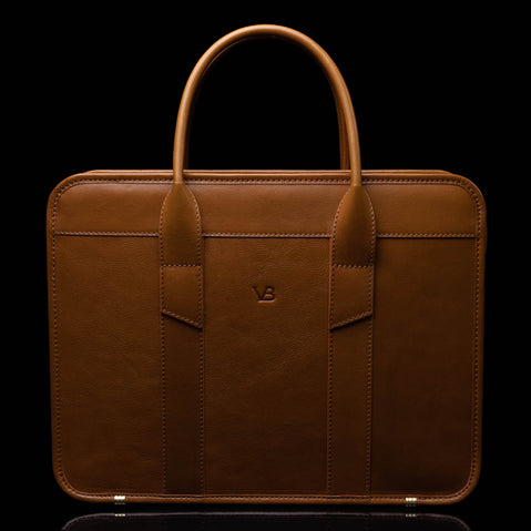 Men’s Von Baer Exquisite luxury full-grain leather laptop briefcase for work in tan, front view.