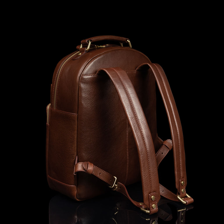 Von Baer Liberty women's vegetable-tanned leather backpack with padded, adjustable shoulder straps, showcasing comfort and durability.